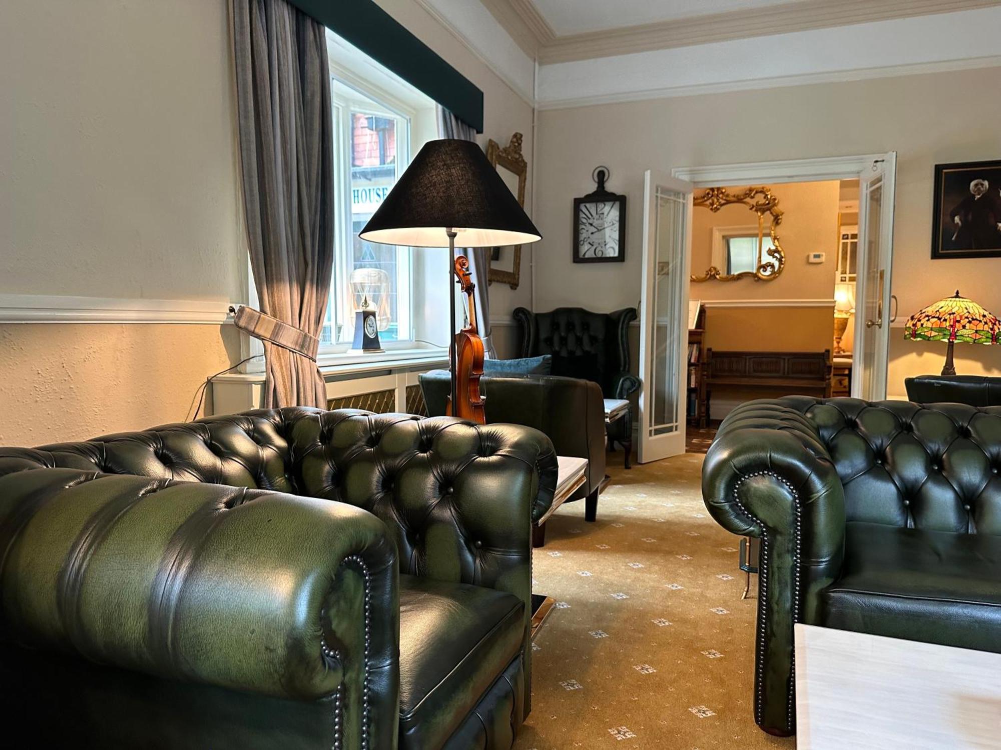 Chester House Guest House Екстер'єр фото The interior of the hotel