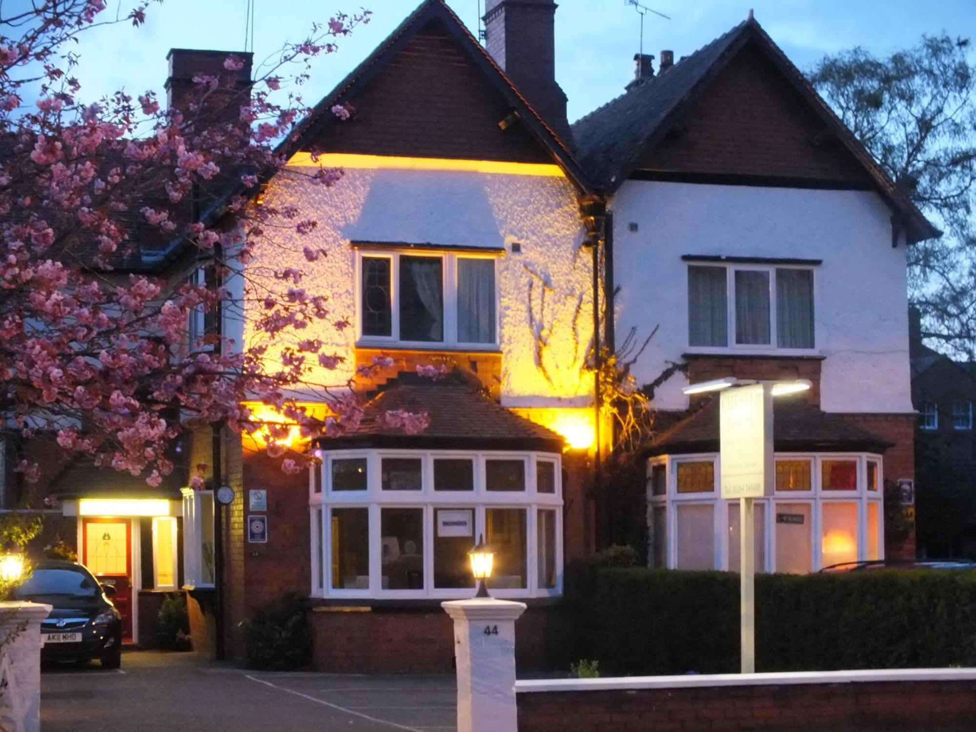 Chester House Guest House Екстер'єр фото The former station building, now a private house